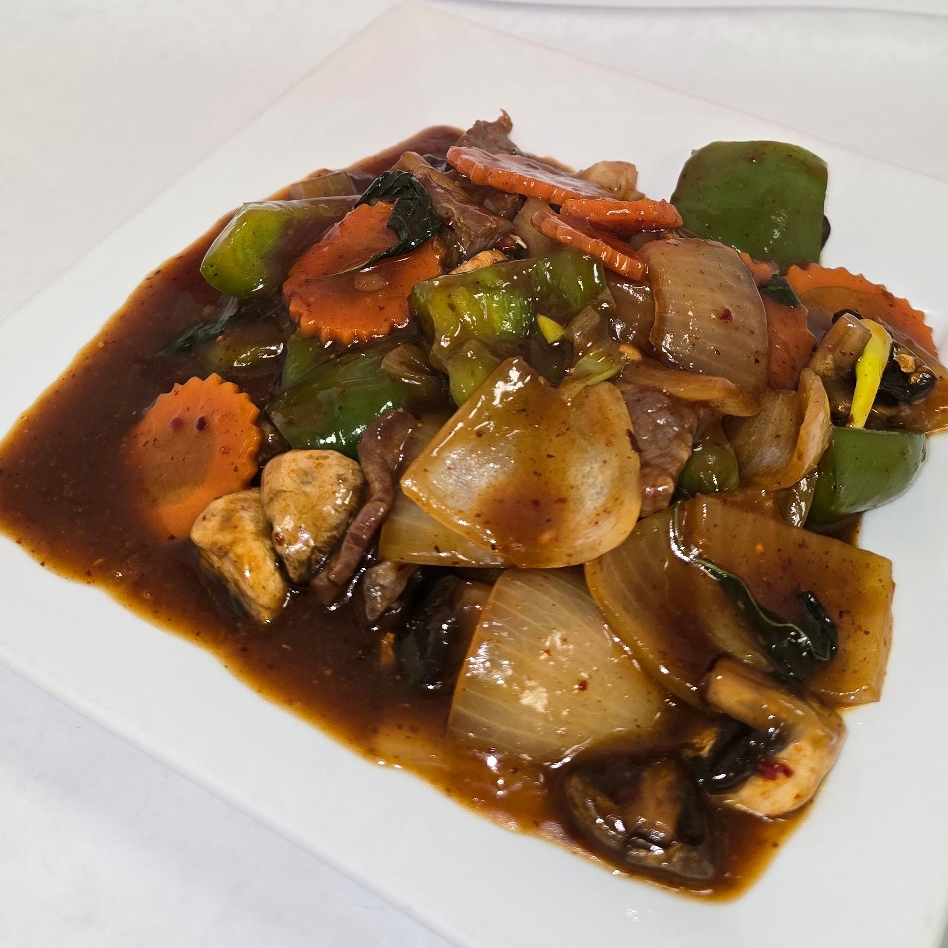 Pad Kra Pao Lunch (Hot Thai Basil).