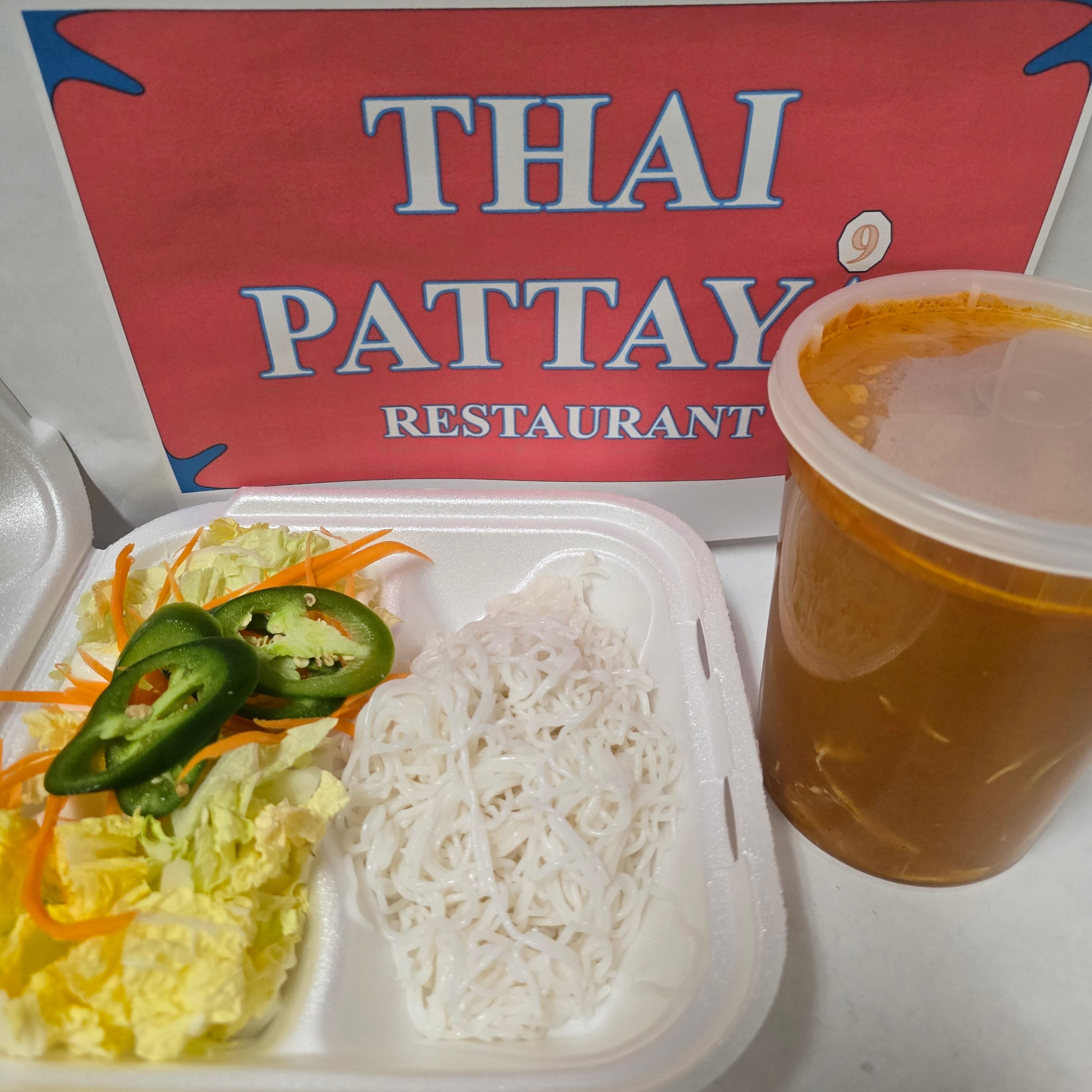 Kao Poon (Red Curry Soup) Medium Chicken (M).