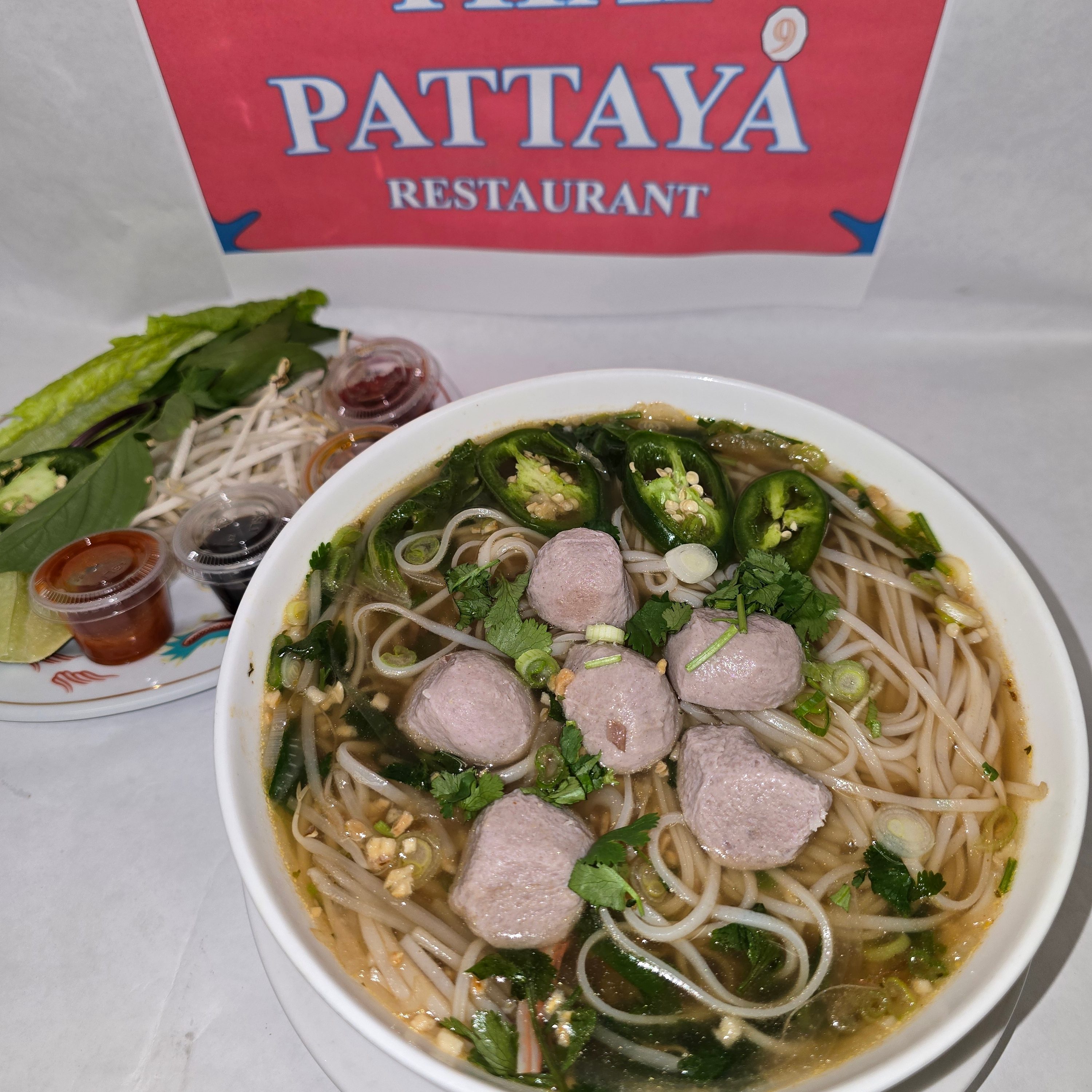 Pho Large Meatball (M).